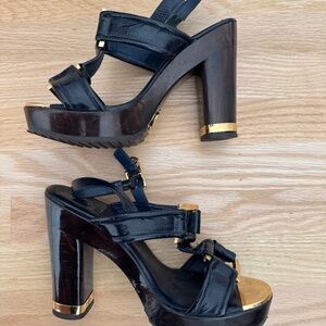 Tory Burch platform sandals 7.5